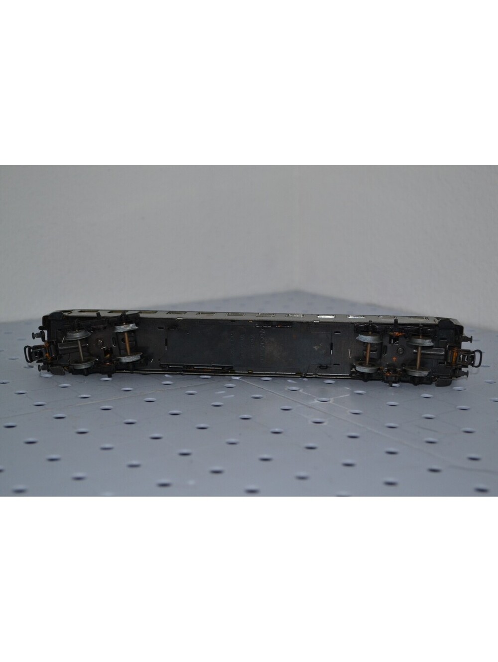 Vintage Marklin HO 4022 Metal DB Passenger Car 2nd. Class Express (DZUG) - Picture 5 of 11